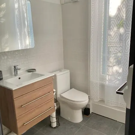 Superbe En Centre-ville شقة فيشي